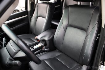 Toyota Hilux DC 2.4 I D-4D Executive A/T - 18
