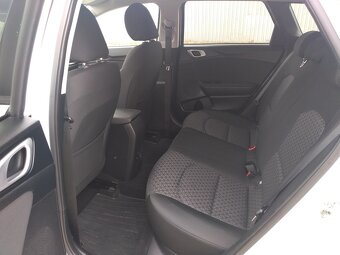 2022_KIA Ceed combi 1.5 turbo_1.maj.SR_9.667€ netto_ZÁRUKA_ - 18
