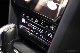 Volkswagen Passat B8 Variant 2.0 TDI 110kW DSG automat - 18