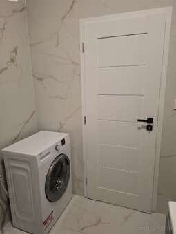 Na prenájom Apartmán Central point Humenné 67m2 - 18