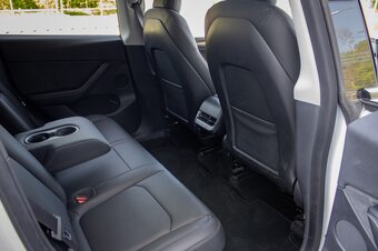 Tesla Model Y Long Range 378kW - 18
