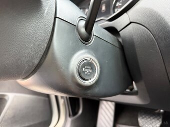 Škoda Octavia combi 1.8tsi 132kw DSG 4x4, panorama, webasto - 18