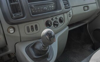 Opel Vivaro 2.0 CDTi 2011 - 18