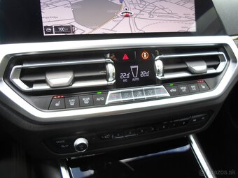 BMW Rad 3 Touring 320d xDrive 140kW 8st.automat ťažné,koža,k - 18