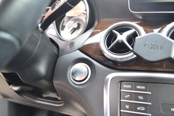 Mercedes-Benz GLA 180d A/T AMG Line - 18