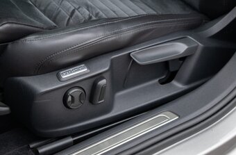 Volkswagen Passat Variant 2.0 BiTDI 240k Highline 4MOTION - 18