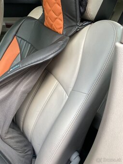 Predám Chrysler 300 C - 18
