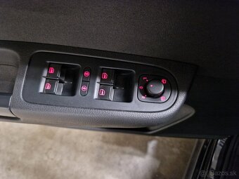 VW Sharan 2,0 TDI 103kW 7 miestny Vyservisovaný - 18
