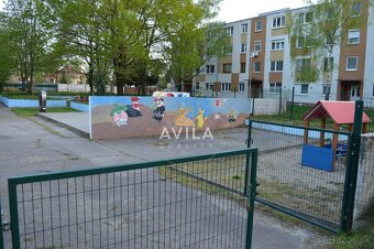 NA PREDAJ: 3izbový byt čiastočná rekonštrukcia 55m2 - Galant - 18