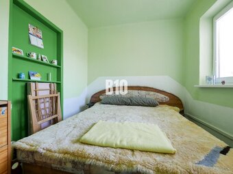 Rodinný dom s garážou - čiastočná rekonštrukcia - Dolné Kršk - 18