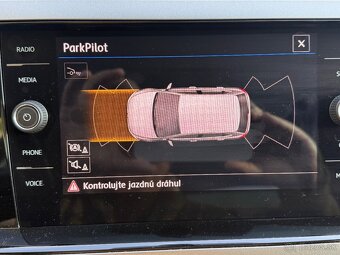 Volkswagen Polo 1,0 TSI R LINE - 18