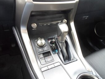Lexus NX 300h automat,koža,kamera,navi,LED - 18