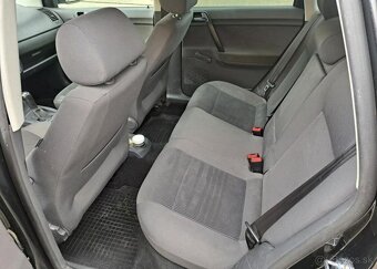 Volkswagen Polo 1,2 Comfortline benzín manuál 51 kw - 18