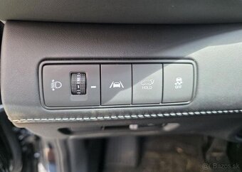 Hyundai Santa Fe 2.2-PREMIUM-TAŽNÉ 2,5t-7 MÍST - 18