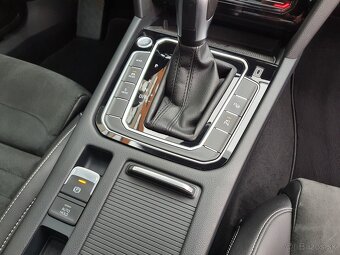 VW Passat B8 GTE Variant 1.4TSI 160kW DSG - záruka Autodraft - 18