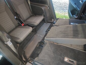 Opel Zafira Tourer - 18