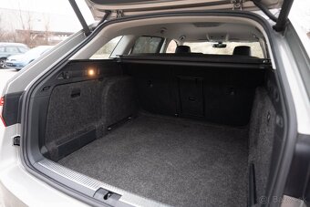 2016 Škoda Superb Combi TDI | 157 tisíc km - 18