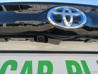 Toyota Yaris 1.5 HYBRID - NOVÝ SERVIS + KONTROLA HEV systému - 18