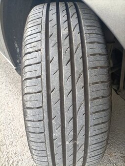 PEUGEOT 308 1.2 STYLE - 82 tis. km - 18