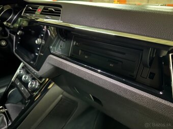 Volkswagen Touran model 2019 7 miestny - 18