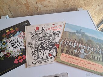 Retro LP + DVD - 18