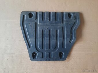 spod kryty podvozku, motora Octavia 3 - 18