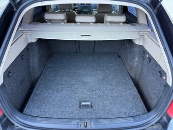 Škoda Octavia 2 1.9 TDI DSG Elegance - 18