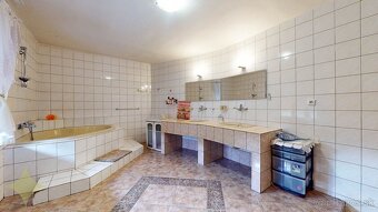 Naša realitná kancelária Vám exkluzívne ponúka na predaj rod - 18