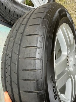 VW original elektrony + pneu R15 195/65 - 18