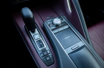 Lexus LC 500h, (2017) - 18