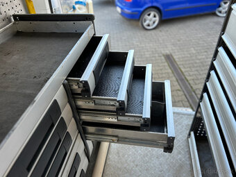 Renault Master 2.3 Dci L2H2, regálový systém BOTT, DPH - 18