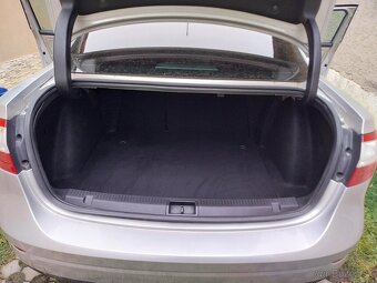 Renault Fluence 1.5 dci 78 kw - 18