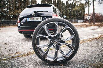 Škoda Octavia Combi 2.0 TDI RS 4x4 DSG /aj na splátky/ - 18
