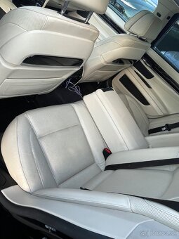 Predám BMW 740d 3.0 Twinturbo 4x4 230 kW v ciernej perle - 18