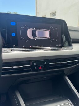 Volkswagen Golf 8 Variant 2.0 TDI DSG 110kW - 18