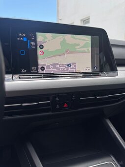 Volkswagen Golf 8 Variant 2.0 TDI DSG 110kW - 18