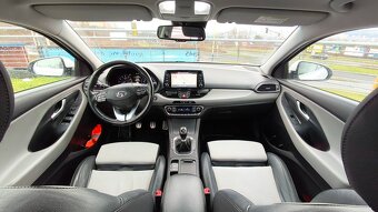 Hyundai i30 Fastback, Style, 103kw Manuál - 18