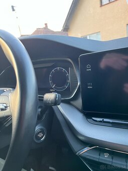 Škoda Octavia Combi 2.0 TDI Ambition SK ŠPZ - 18