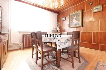 Rodinný dom s krásnou záhradou - 18