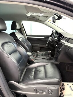 Skoda Superb Combi 2.0TDI 4x4 Xenon/R18 - 18