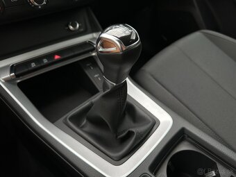 Audi Q3 1.5 TSi M6, r.v.: 2022 - 18