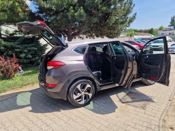 Hyundai Tucson 1.7 CRDi Style 7DCT 141k (diesel) kup. SR - 18
