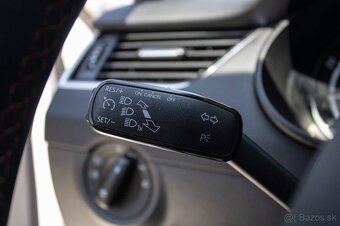 Škoda Octavia Combi 2.0 TFSI RS - 18