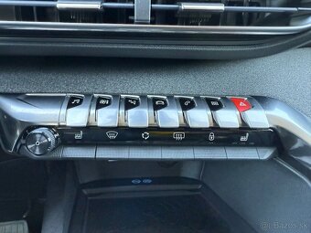 Peugeot 3008 1.5. BlueHdi 96kw automat 2019 - 18
