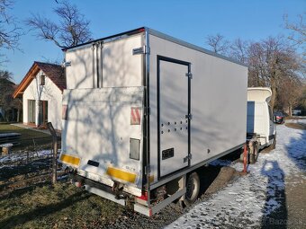 Mercedes Sprinter 518 ťahač - 18