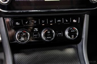 Superb Combi SPORTLINE 2.0TDI DSG 4x4 - 18