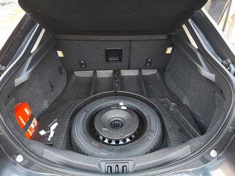 Predám Ford Mondeo mk5 2016 1,5 EcoBoost - 18