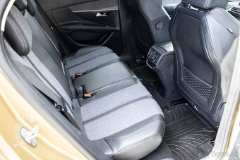 Peugeot 3008 1.2 PureTech 96kW (2017) - 18