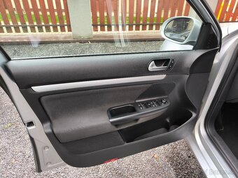 Predám Volkswagen Golf 6 Variant 2.0 TDI - 18