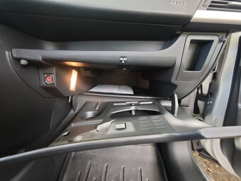 Peugeot 207 - 18